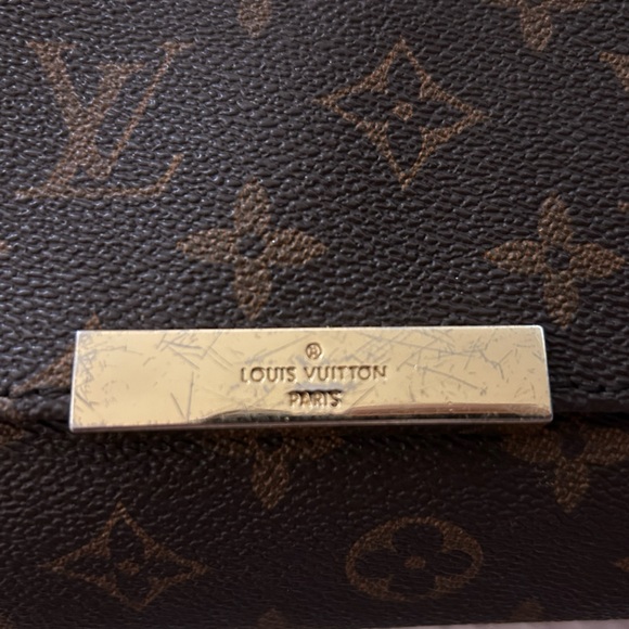 Louis Vuitton MM Favorite Purse - Picture 8 of 11